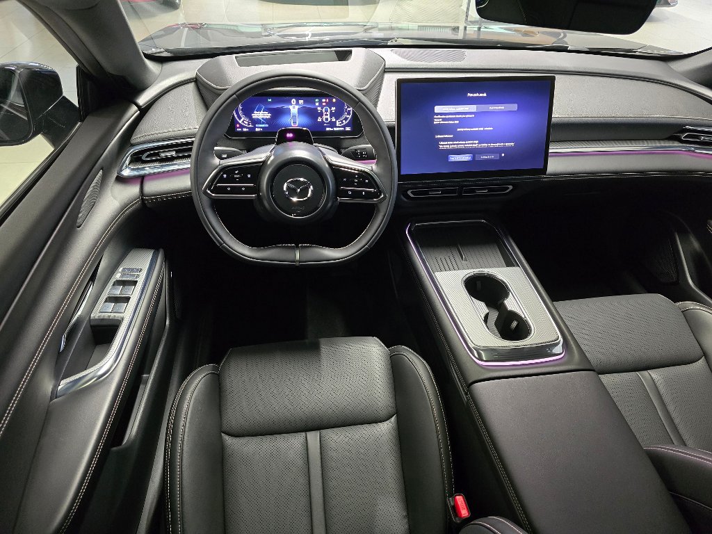 Mazda 6e